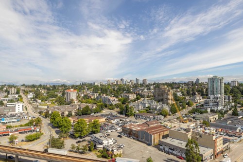 2002-1245 Quayside Drive, New Westminster, BC 