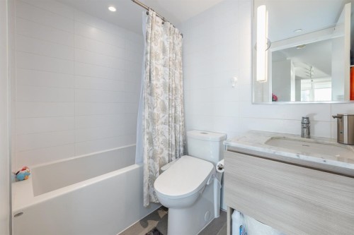 2705-908 Quayside Drive, New Westminster, BC 