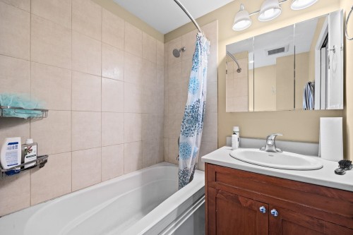 3579 18Th Avenue W, Vancouver, BC 