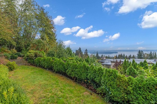 2617 Westhill Way, West Vancouver, BC 