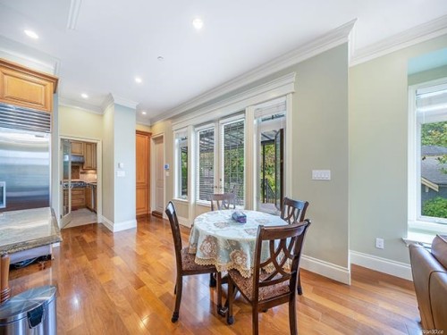 2135 37Th Avenue W, Vancouver, BC 