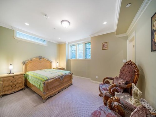 2135 37Th Avenue W, Vancouver, BC 