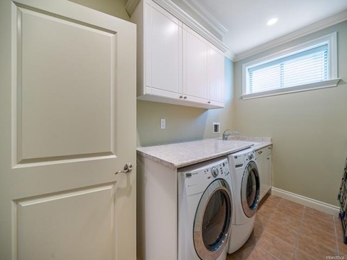 2135 37Th Avenue W, Vancouver, BC 