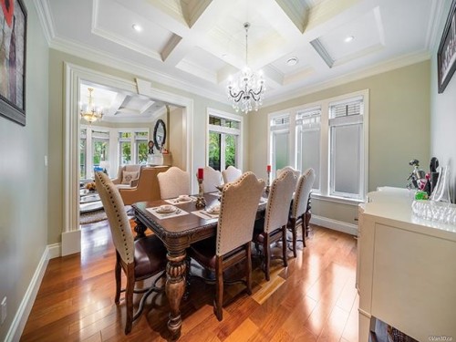 2135 37Th Avenue W, Vancouver, BC 