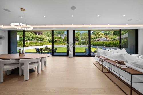 680 Westhyde Place, North Vancouver, BC 