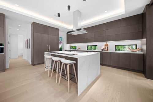 680 Westhyde Place, North Vancouver, BC 