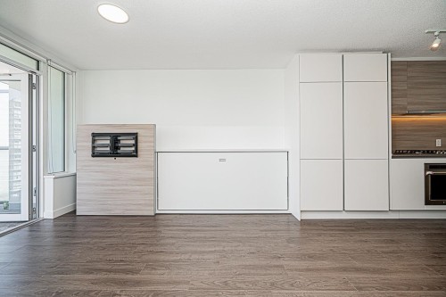 2712-908 Quayside Drive, New Westminster, BC 