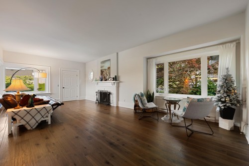 4603 5Th Avenue W, Vancouver, BC 