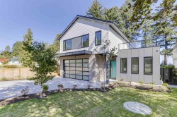5477 15b Avenue  Delta, BC V4M 2G8