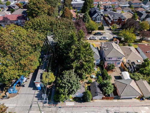 970 64Th Avenue W, Vancouver, BC 