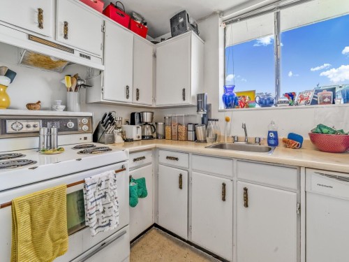 1102-7171 Beresford Street, Burnaby, BC 