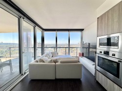 3211-4720 Lougheed Highway  Burnaby, BC V5C 0M8