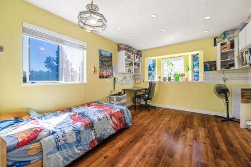 1281 Sherman Street, Coquitlam, BC 