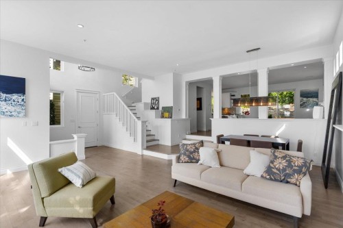 4949 Edendale Court, West Vancouver, BC 