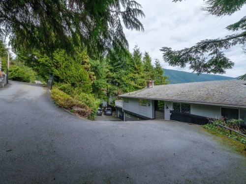530 St. Andrews Road, West Vancouver, BC 
