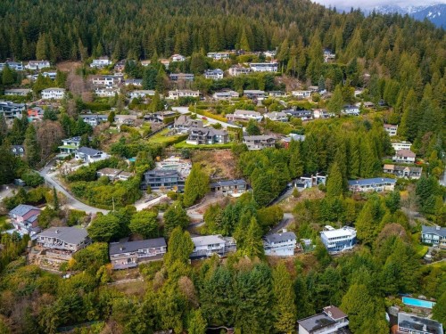 530 St. Andrews Road, West Vancouver, BC 