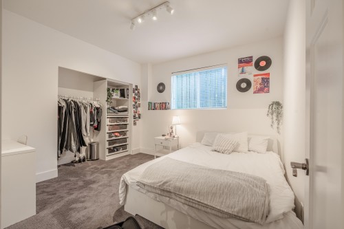 6323 Oracle Road, Sechelt, BC 