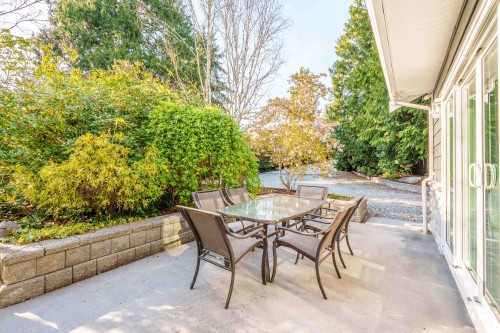 6323 Oracle Road, Sechelt, BC 