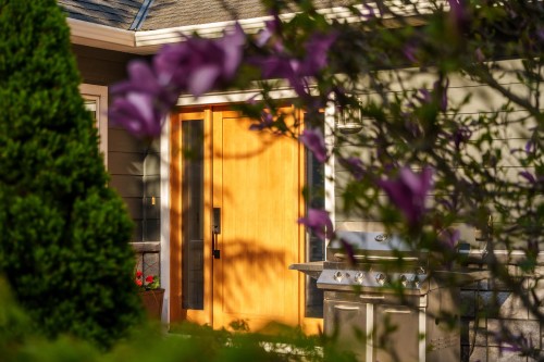 6323 Oracle Road, Sechelt, BC 