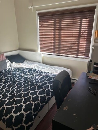 7592 Fraser Street, Vancouver, BC 