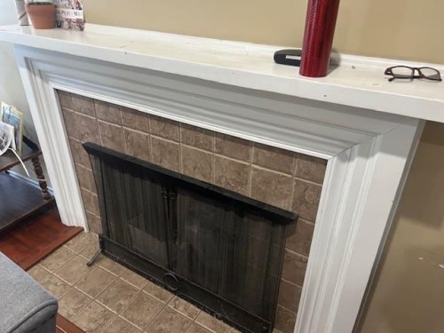 7592 Fraser Street, Vancouver, BC 