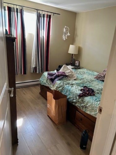 7592 Fraser Street, Vancouver, BC 