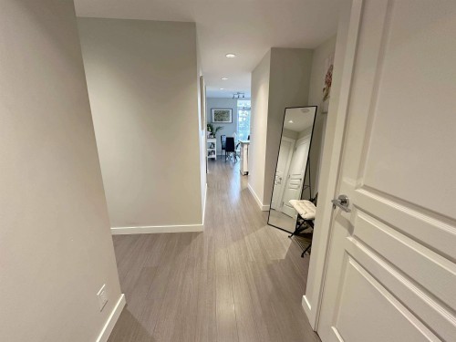 606-3093 Windsor Gate, Coquitlam, BC 