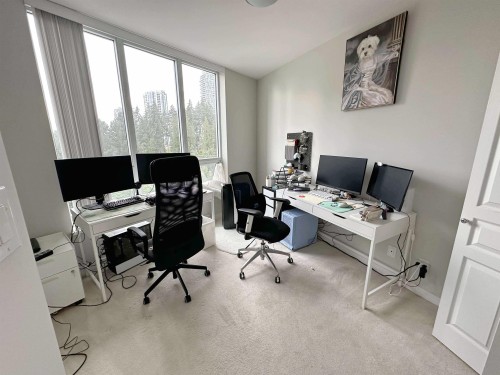 606-3093 Windsor Gate, Coquitlam, BC 