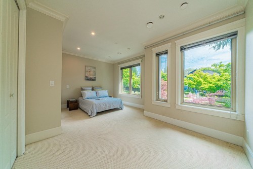 7165 Maple Street, Vancouver, BC 