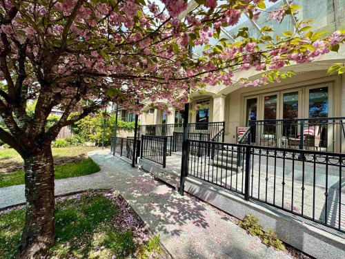 7165 Maple Street, Vancouver, BC 