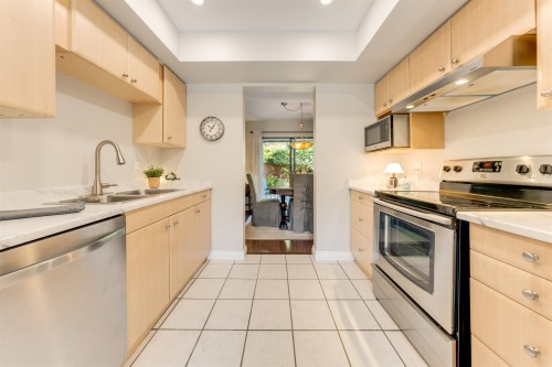 11-20681 Thorne Avenue, Maple Ridge, BC 