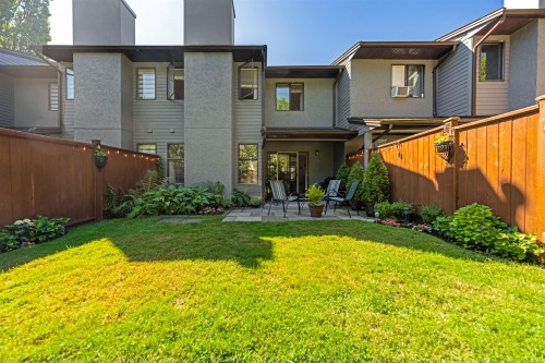 11-20681 Thorne Avenue, Maple Ridge, BC 