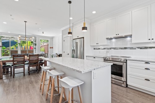 11-10525 240 Street, Maple Ridge, BC 