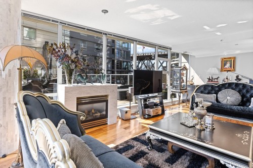 301-638 Beach Crescent, Vancouver, BC 