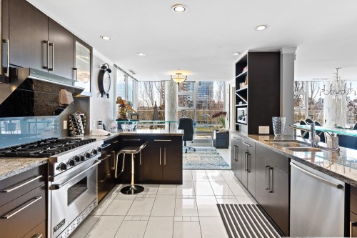 301-638 Beach Crescent, Vancouver, BC 