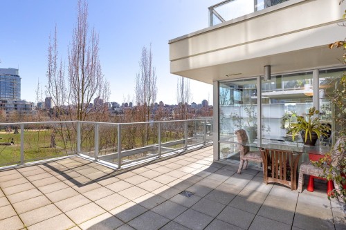 301-638 Beach Crescent, Vancouver, BC 