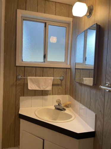 811 Roderick Avenue, Coquitlam, BC 