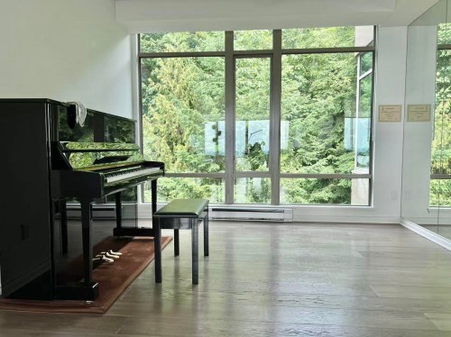 801-3131 Deer Ridge Drive, West Vancouver, BC 