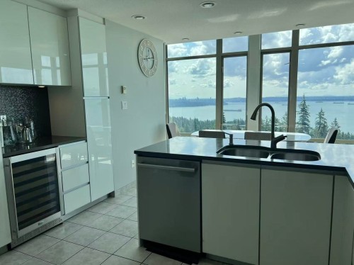 801-3131 Deer Ridge Drive, West Vancouver, BC 