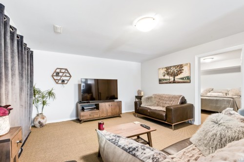 23717 110 Avenue, Maple Ridge, BC 