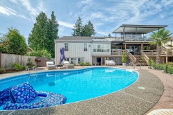 284 54a Street  Delta, BC V4M 3J3