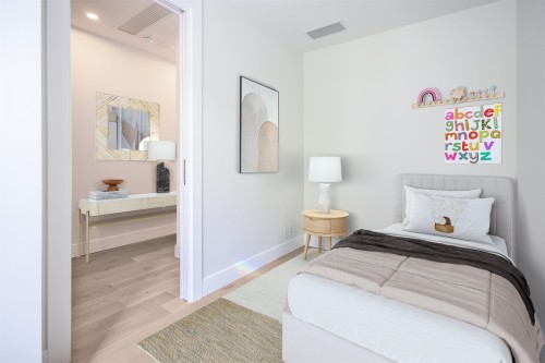 408-6687 Nelson Avenue, West Vancouver, BC 