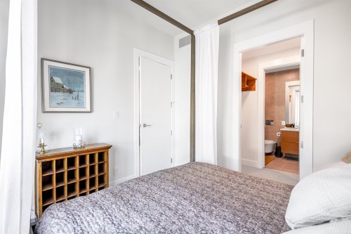408-6687 Nelson Avenue, West Vancouver, BC 