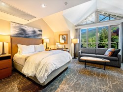 904-4090 Whistler Way  Whistler, BC V8E 1J3