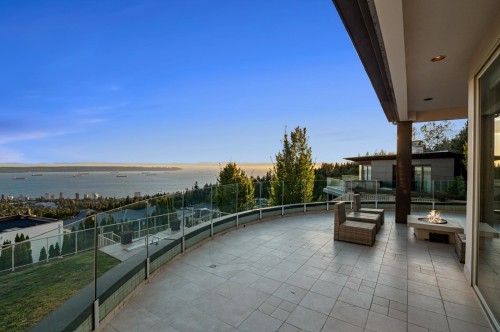 1526 Chippendale Court, West Vancouver, BC 