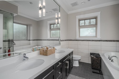 1507 55Th Avenue E, Vancouver, BC 