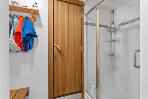 1120 Rochester Avenue, Coquitlam, BC 