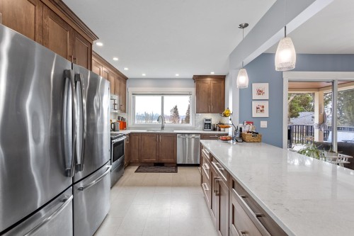 1120 Rochester Avenue, Coquitlam, BC 