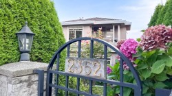 2352 Marine Drive  West Vancouver, BC V7V 1K8