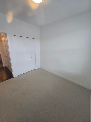 508-9250 University High Street, Burnaby, BC 